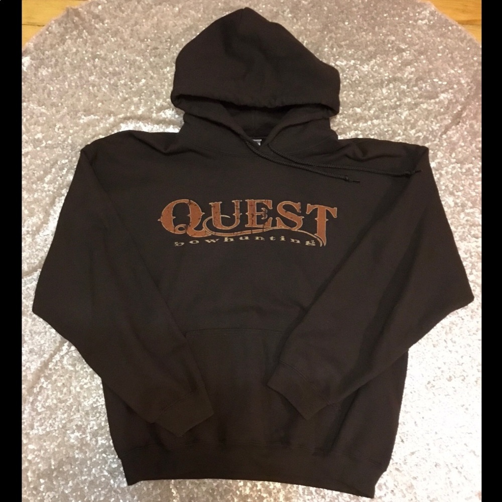 Quest Bow Hunter Hoodie ~ Size L